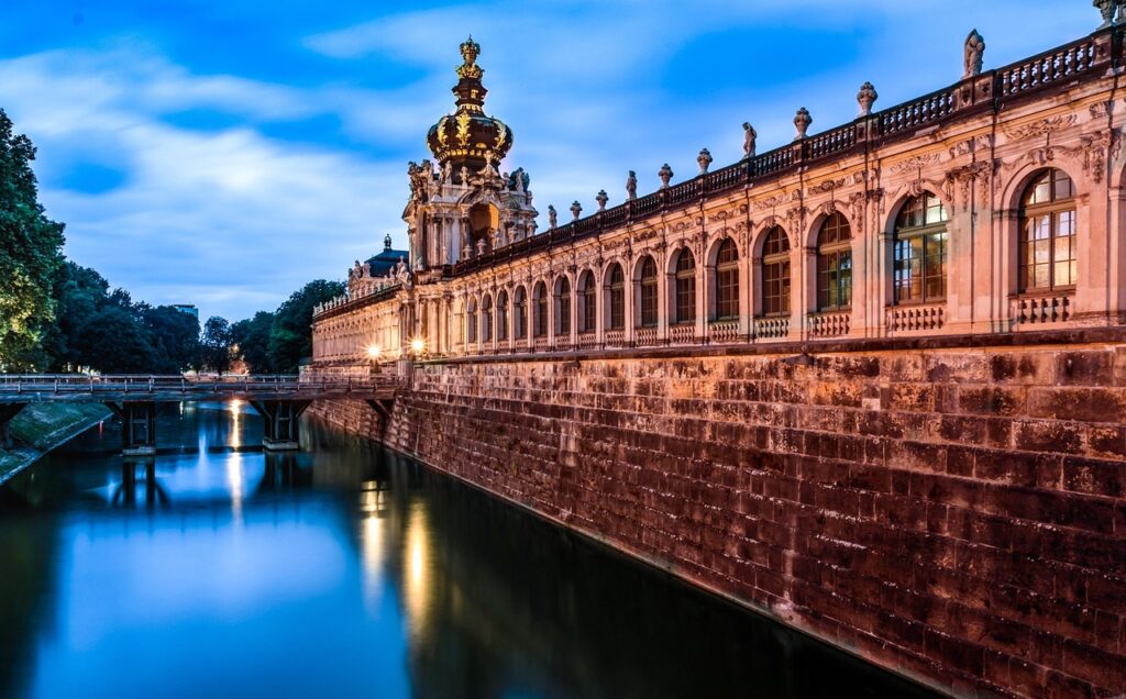 Blick auf den Zwinger in Dresden