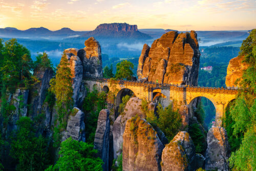 Blick auf die Bastei-Brücke
